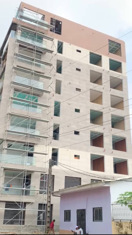 Échafaudage bâtiment construction Douala Cameroun