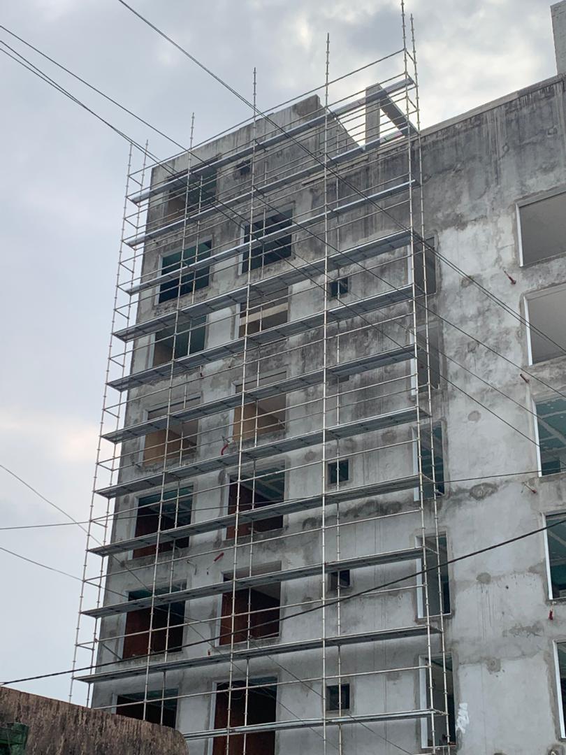 Échafaudage bâtiment construction Douala Cameroun